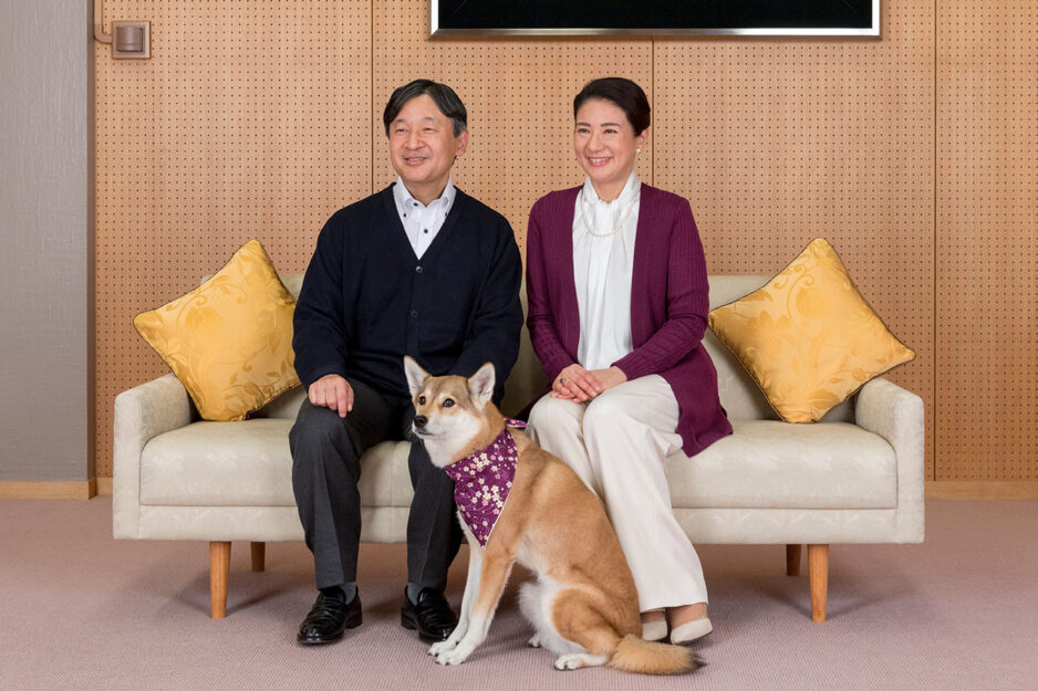 <p>La nuova coppia imperiale: Naruhito, 59 anni, e Masako, 55. Foto di DOUGLAS CURRAN,HANDOUT/AFP/Getty Images </p>