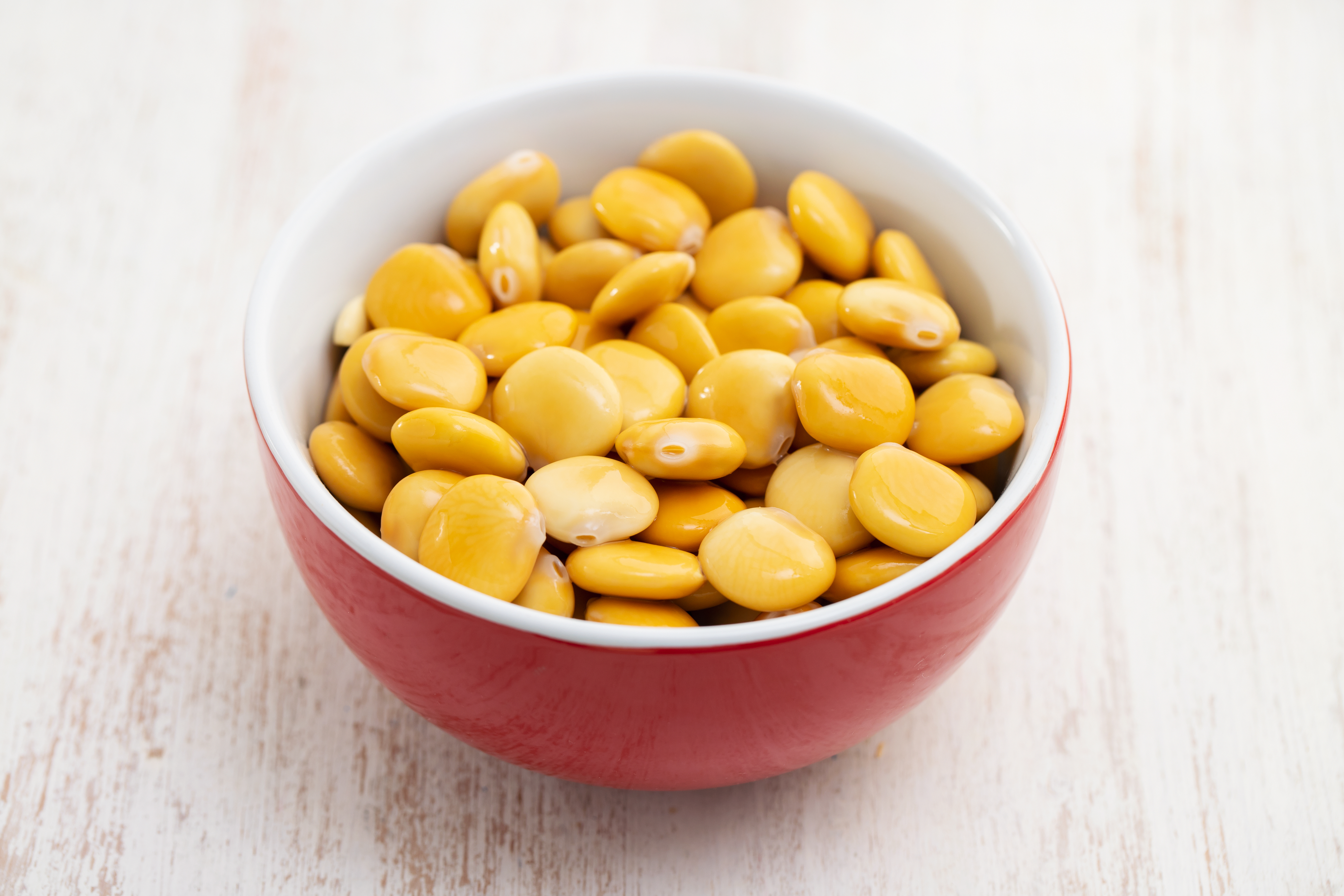 mangiare 100 grammi di proteine al giorno