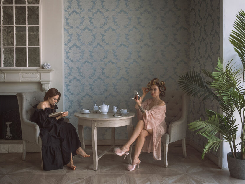 <p>Le immagini di questo articolo fanno parte di "Sister", lavoro autobiografico della fotografa russa Katerina Slesar, che da alcuni anni soffre di disturbo bipolare</p>