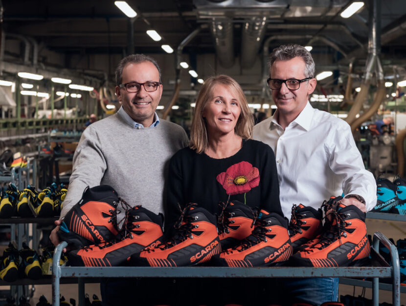 <p>Cristina Parisotto, il fratello Sandro e il cugino Davide alla guida dell’azienda Scarpa</p>