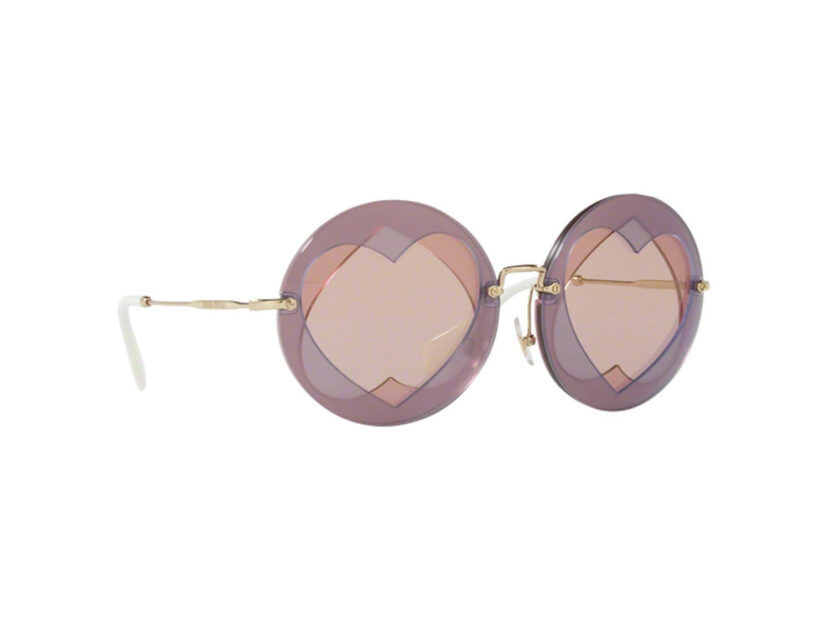 <p>Sunglasses con le lenti rotonde e i cuori al centro (MIU MIU)</p>