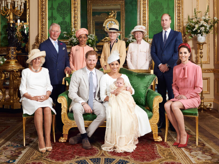 <p>L'ultima volta che gli ormai ex Fab Four, William, Kate, Harry e Meghan, si sono ritrovati insieme ad un evento pubblico è stato al Castello di Windsor per il Battesimo del piccolo Archie Harrison Mountbatten-Windsor. </p>