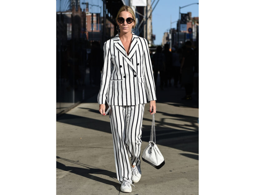 <p>Un completo blazer + pantalone è l'ideale per snellire il punto vita</p>