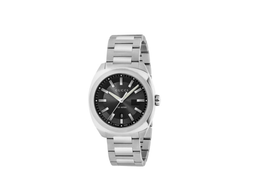 <p>Orologio in acciaio silver con quadrante nero (GUCCI)</p>