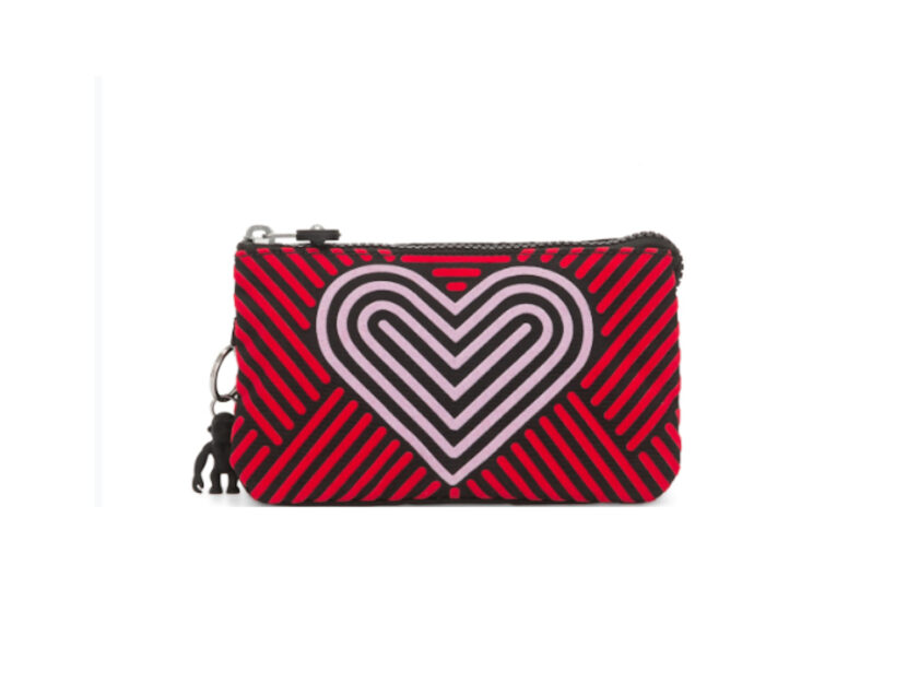 <p>Bustina o pochette con cuore stampato (KIPLING)</p>
