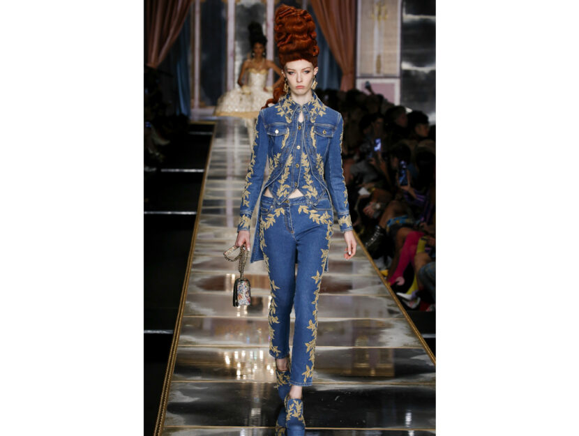 <p>Moschino Fall Winter 2020/2021</p>